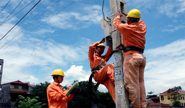 evn-petrolimex-bat-buoc-phai-cong-khai-muc-luong-thuong-lanh-dao