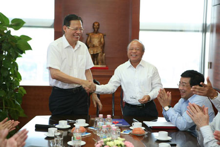 chu-tich-petrovietnam-phung-dinh-thuc-chinh-thuc-nghi-huu