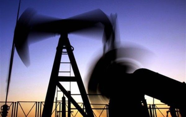 Kazakhstan tăng cường khai thác dầu thô tại mỏ hiện có